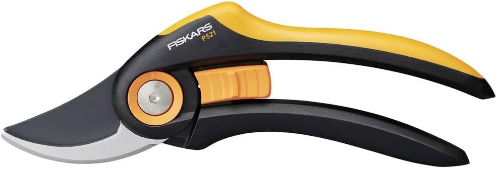 Fiskars Bypass-Gartenschere, Plus, P521, Für frische Äste und Zweige